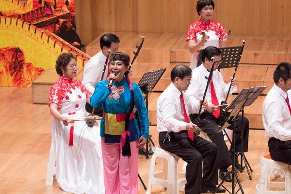 70-7-女声独唱《微山湖》（徐丽珠）.jpg