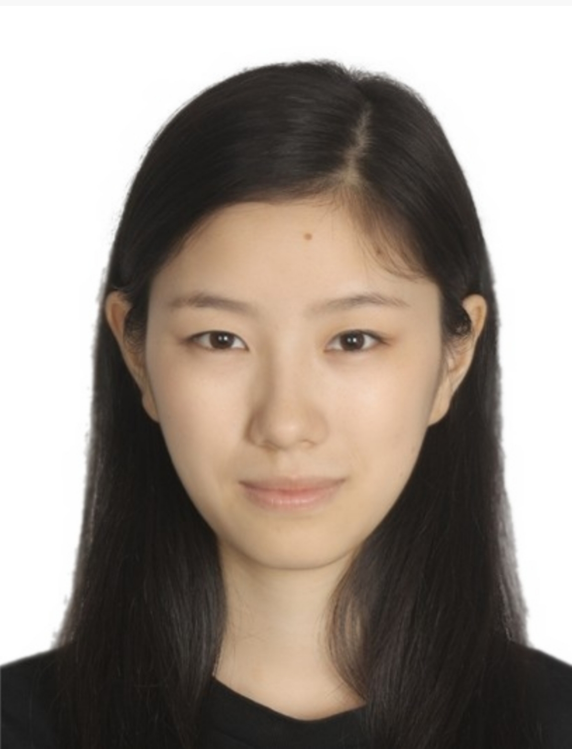 74刘芳， 广西老年大学声乐专业教师.jpg