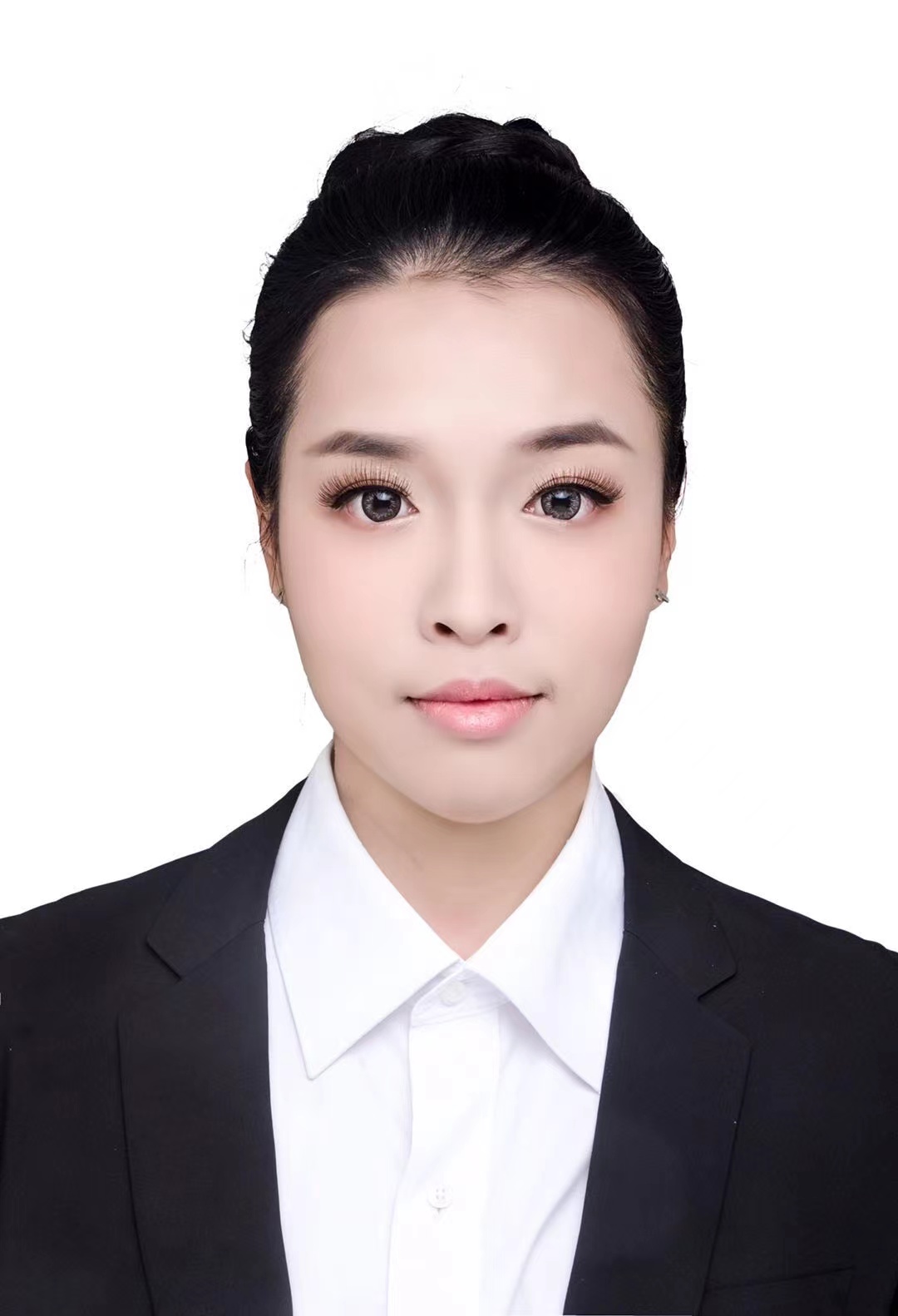77柯娜， 广西老年大学声乐专业教师.jpg