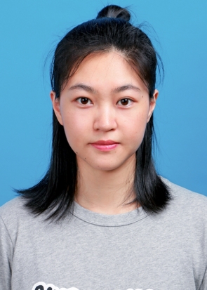 92金莹霞， 广西老年大学古筝专业讲师.jpg