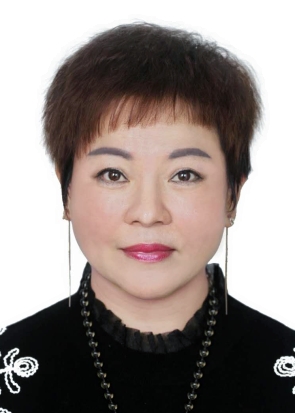 97赵薇， 广西老年大学葫芦丝专业讲师.jpg