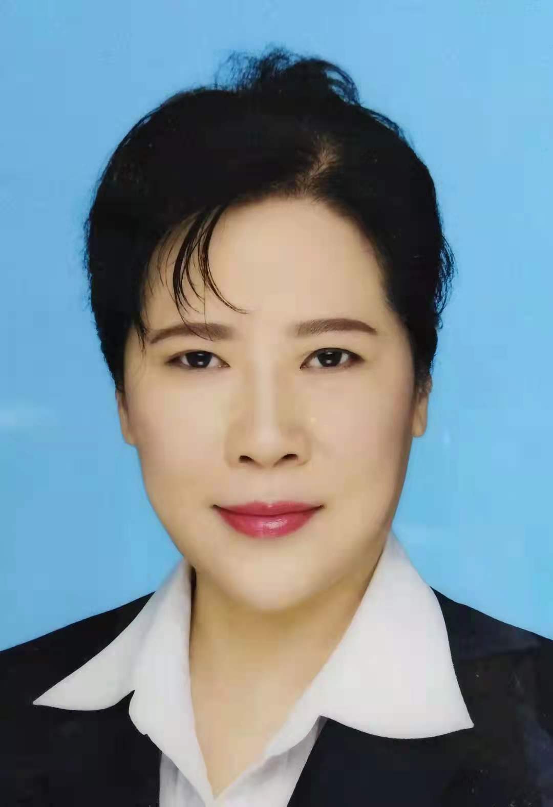 98党舒，广西老年大学电子琴专业教师.jpg
