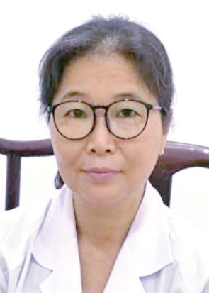 111李云燕， 广西老年大学保健专业讲师.jpg