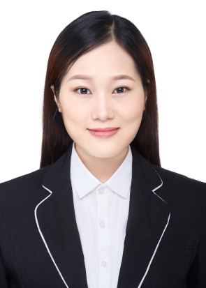 122李兰， 广西老年大学瑜伽专业副教授.jpg