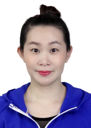 152邱越， 广西老年大学舞蹈专业讲师.jpg