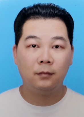 174邓小斌， 广西老年大学烹调专业讲师.jpg